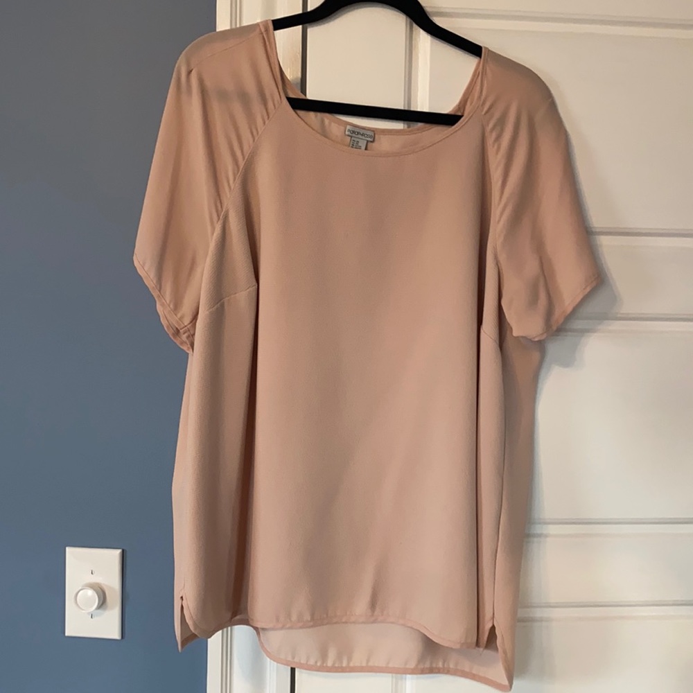 Short sleeve blouse